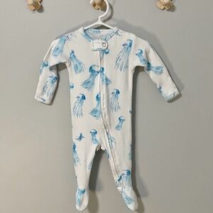 L'ovedbaby Organic Footed Pyjamas 
Jellyfish 0-3 M